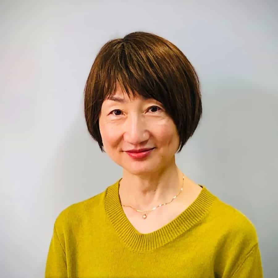 Marty先生(瀧澤雅子)の写真。英語講師。南アフリカ滞在経験も持つ。